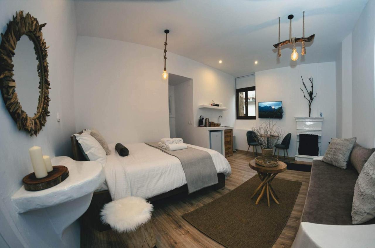 Plaza Guest House Με Tζάκι Aráhova Kültér fotó